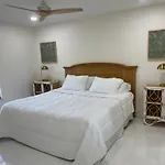 Naples Park Shores Resort