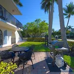 Lemarquis, Old Naples Condo, Near Beach&Downtown