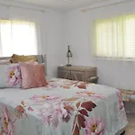 Contemporary 2 Bedroom Home Near 5Th Ave & Mercato