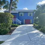 Waterfront Studio Just Minutes To Naples Beaches