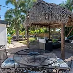 Naples Paradise Home