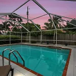 A Quaint And Serene Neighborhood In North Naples