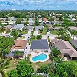 Quaint Florida Getaway Near Vanderbilt Beach