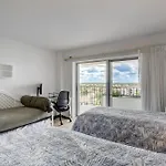 8Th Floor Horizon House Condo With Direct Beach Access And Gulf Views
