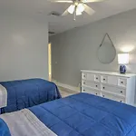 Naples Bliss Upscale Haven With Pool