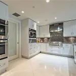 Resort Lifestyle Stunning 3 Bedroom Beachfront