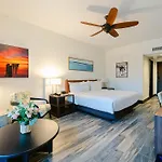 The Perry Hotel Naples