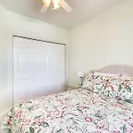 Less Than 1 Mi To Beach Sleek Naples Condo