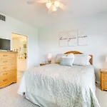 Less Than 1 Mi To Beach Sleek Naples Condo