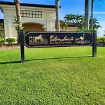 Luxurious Golf Condo W/ Resort Pool And Amenities!