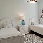 Perfect Naples - Saltwater Pool - 2 Master Br - 3 Br3Ba