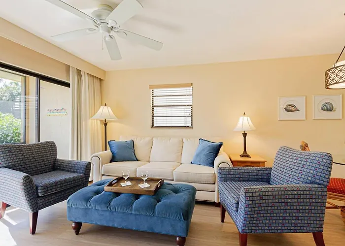 Park Shore Resort, 1St Floor, Bldg.I, End Unit