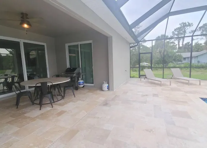 Exquisite Home 4 Beds With Heated Pool & Jacuzzi