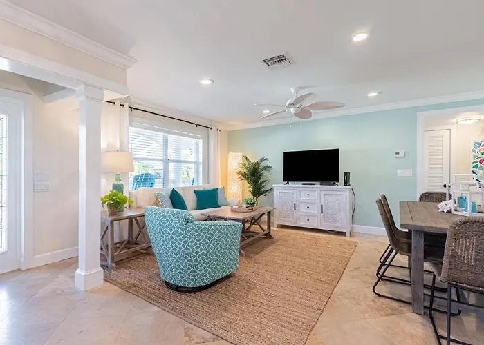 Naples Park- 97Th Ave N