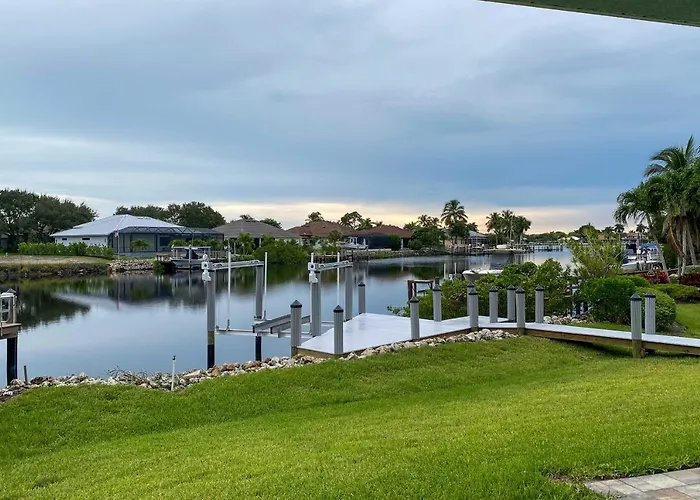 Luxurious Canal-Front Retreat With Game Room!