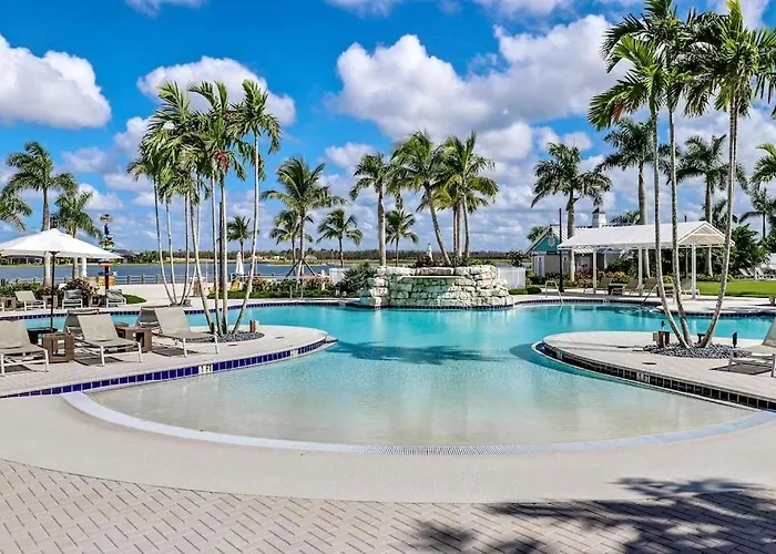 *Naples House With Pool Near Marco Island