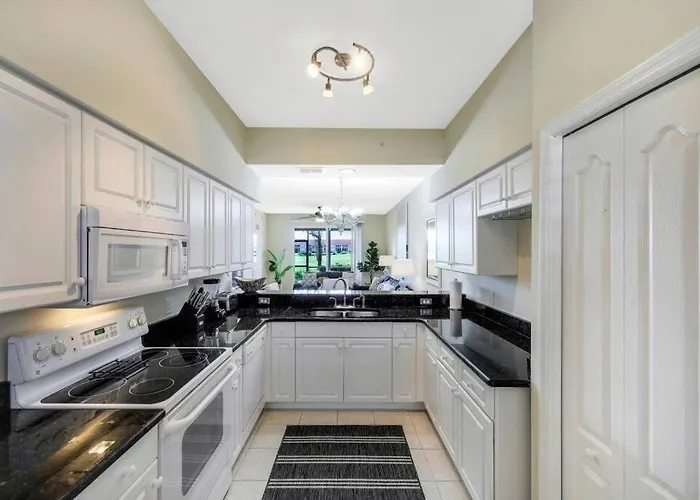 Beautiful 2 Bedroom Condo W/ Golf Membership Included