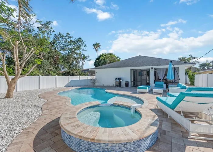 Close To Vanderbilt Beach Home!