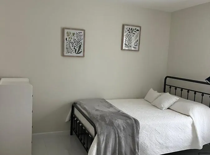 Great Location With Lake View