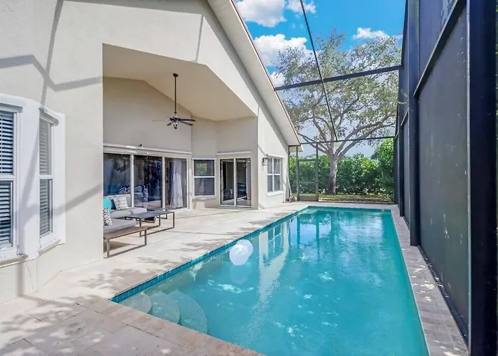Pool Home Near Beaches And Downtown 5Th Ave.