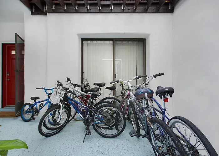 Naples Dream At Wtc With Heated Pool Spa Sauna 7 Bicycles And 3 Mls To Beach