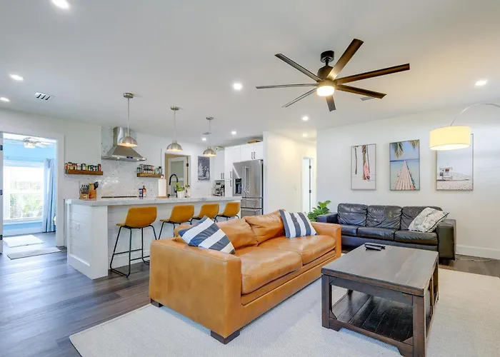 Tropical Naples Home Rental With Yard Near Beaches!