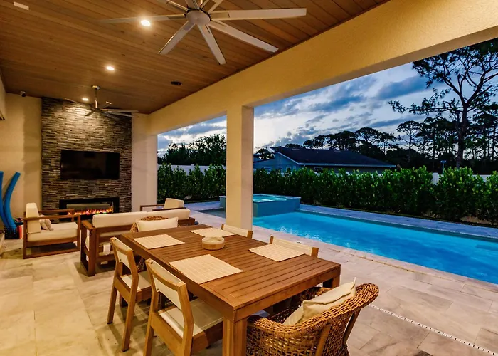 Mimosa Manor 4-4 Luxury Home Near Vanderbilt Beach