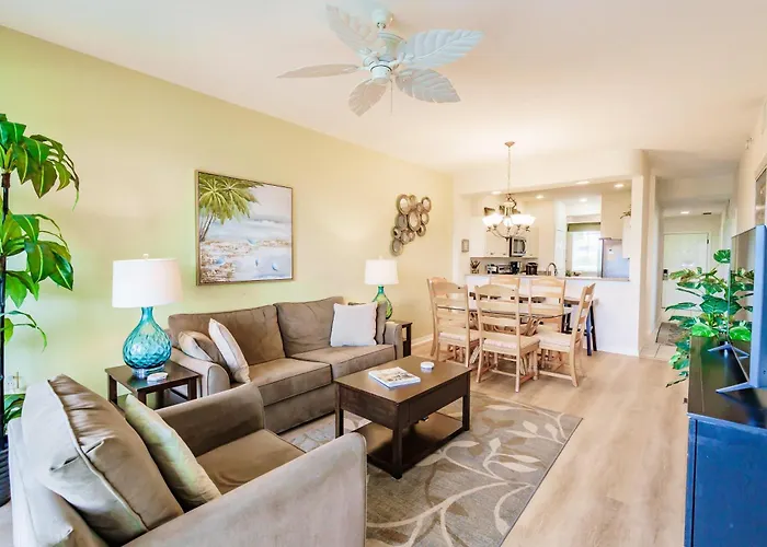 Stunning 3Br Naples Condo With Tropical Views