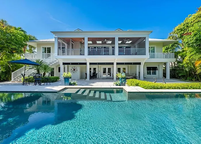 5 Bedroom Luxury Aqualane Shores Heated Pool Boat Slip