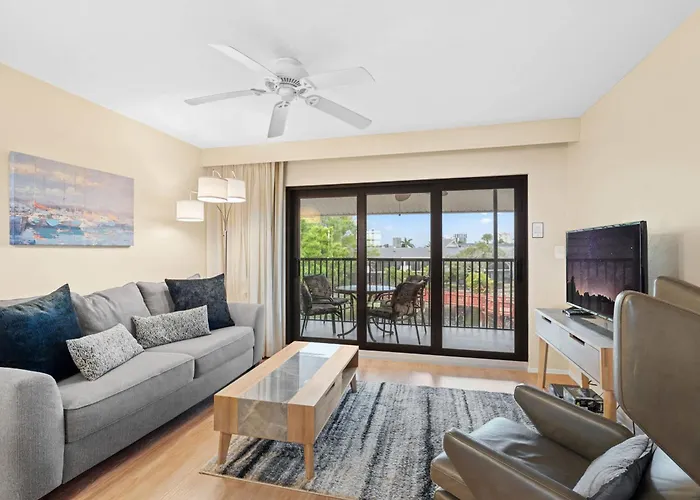 Scenic Resort Views From This 3Rd Floor Deluxe Condo