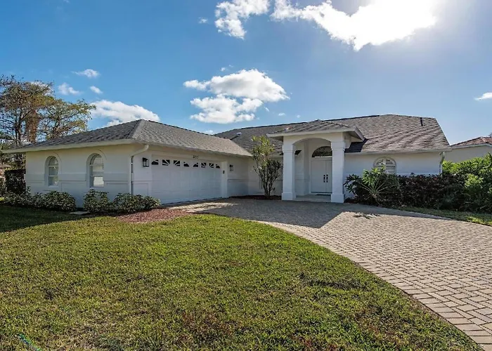 Ferienhaus Mit Privatpool Fuer 6 Personen Ca 175 Qm In Naples, Florida Southwest Florida