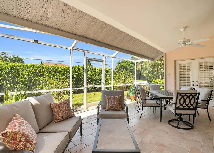 Charming Home With Large Lanai In Lakeside Of Naples