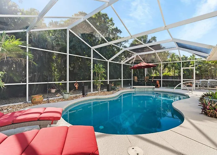 Prime Vacation Haven Enjoy Naples In Style