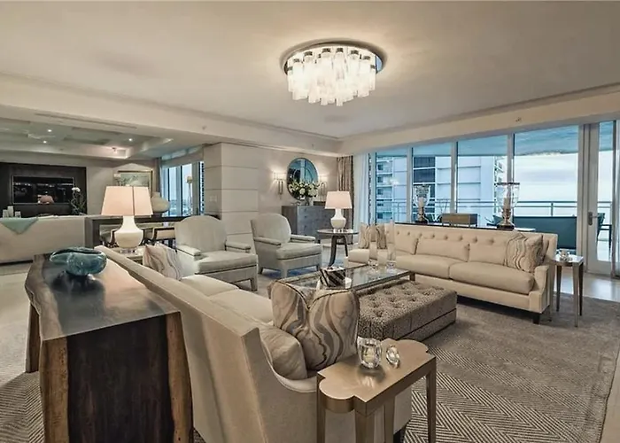 Resort Lifestyle Stunning 3 Bedroom Beachfront