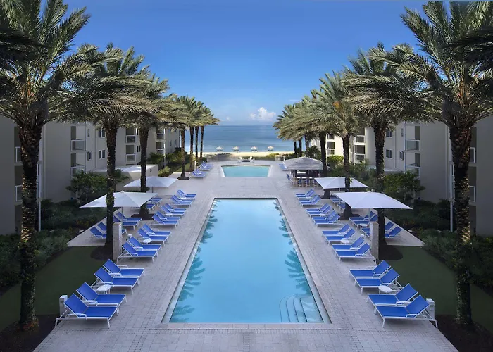 Edgewater Beach Hotel