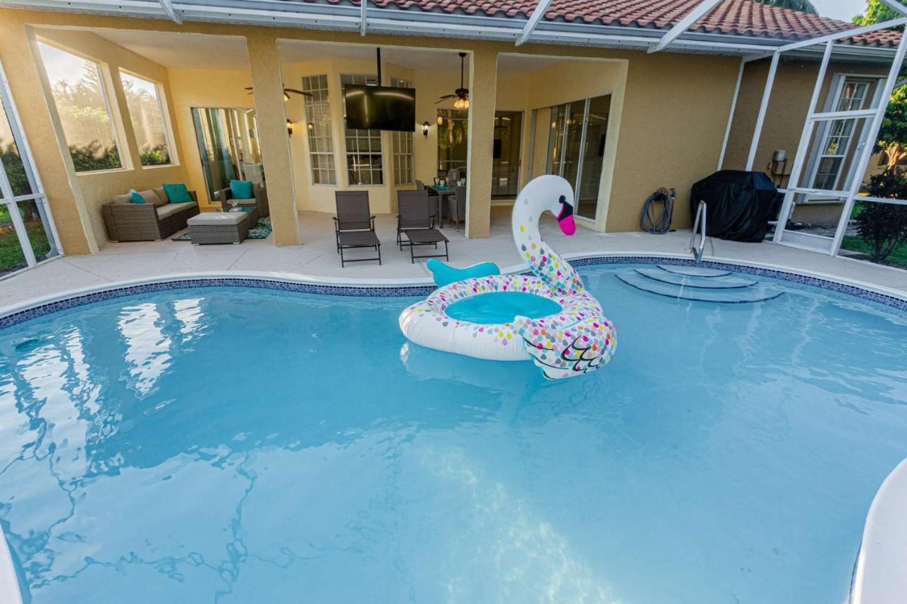 Crown Pointe-mabry Drive Holiday home *