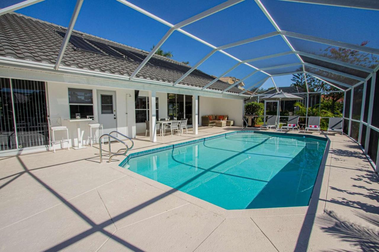 Crown Pointe- Crown Pointe Blvd.,e. *