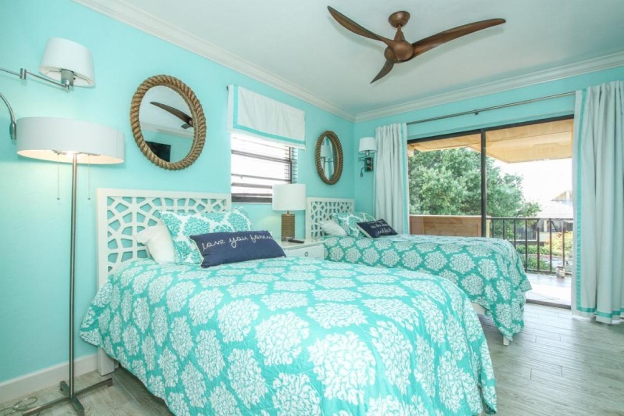 Park Shore Resort, 3rd Floor, Bldg. E Holiday home Naples