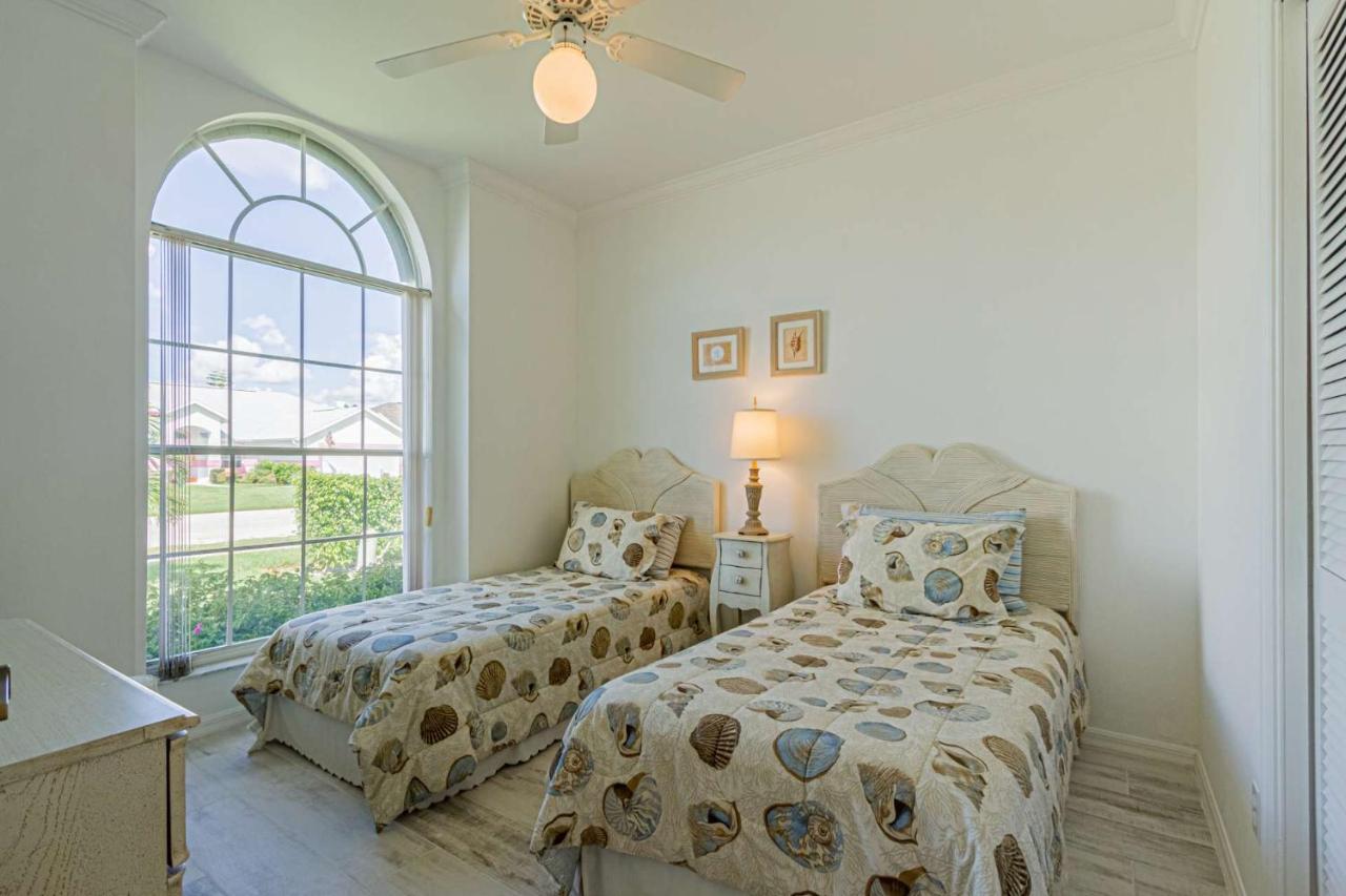 Holiday home Crown Pointe- Lochwood Ct. *