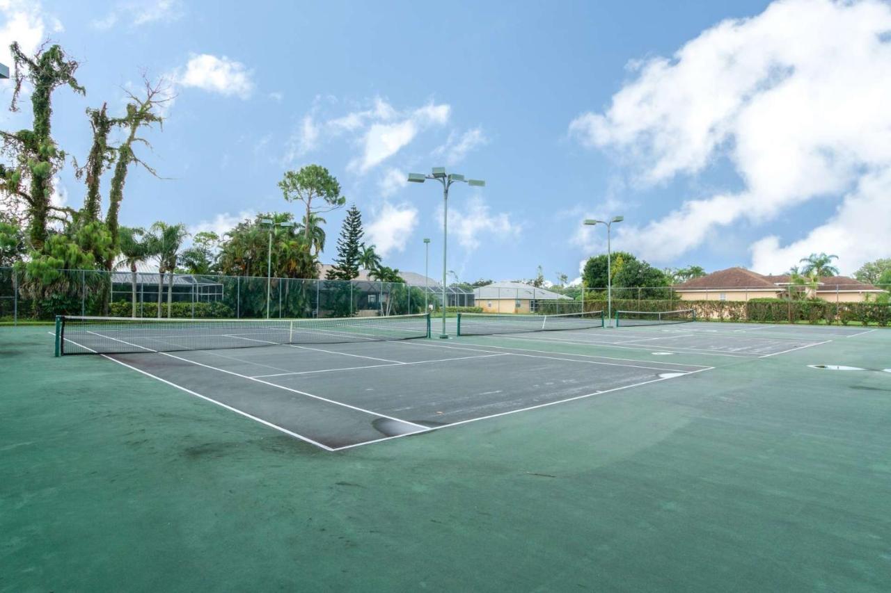 Holiday home Crown Pointe- Crown Pointe Blvd.,e. Naples
