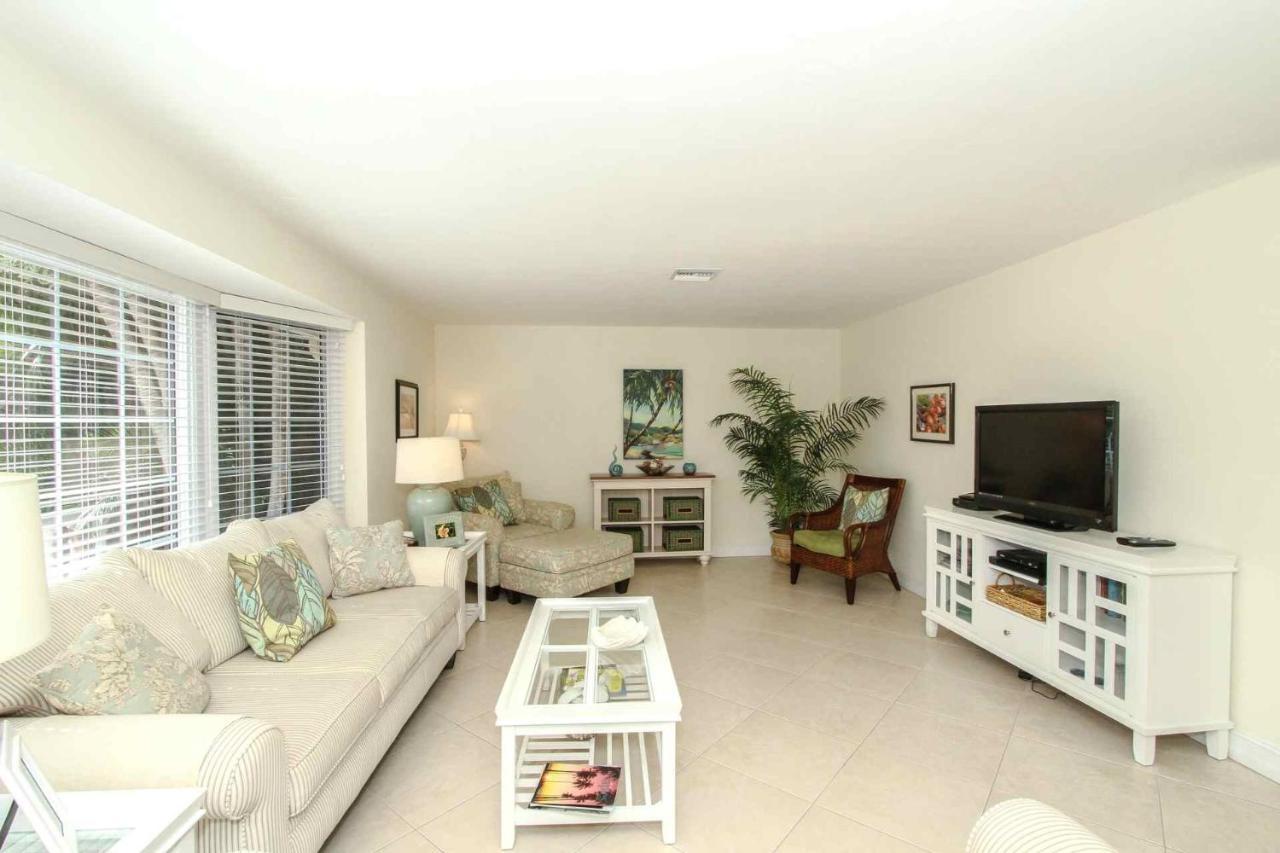 Oleander Drive - Coquina Sands