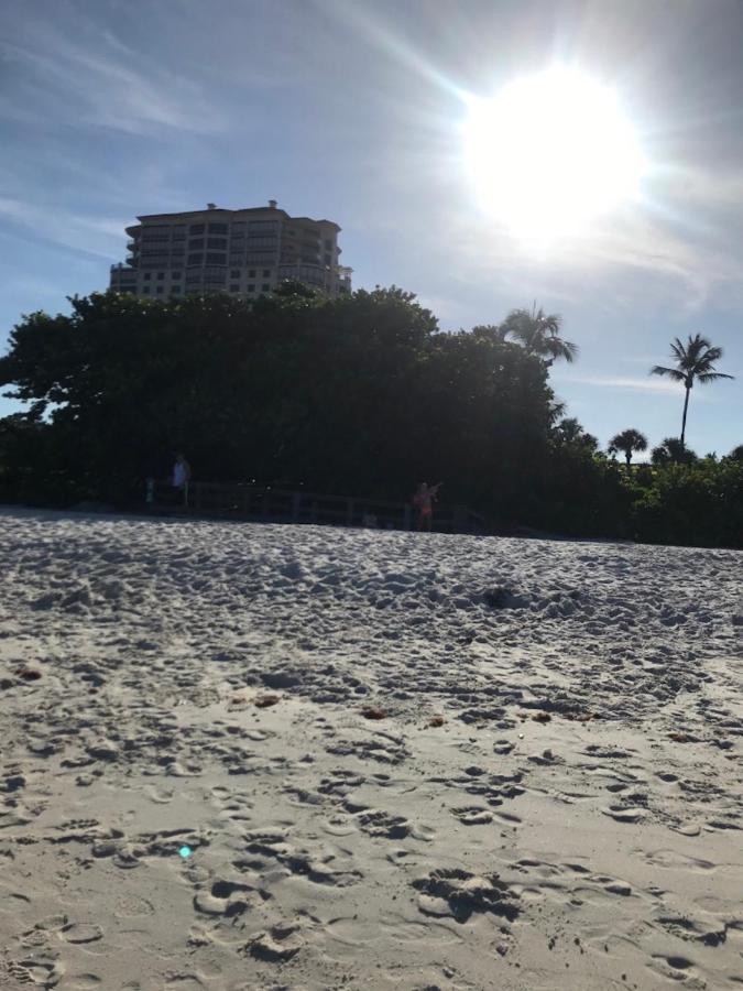 Apartment Sunny And Relaxing 2br With Parking! Naples