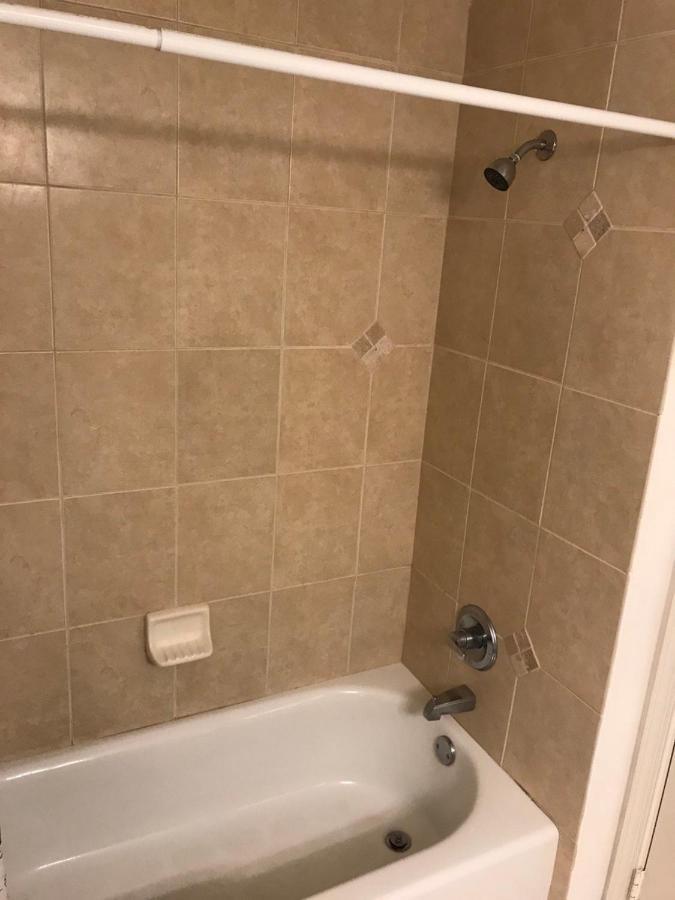 Sunny And Relaxing 2br With Parking! *