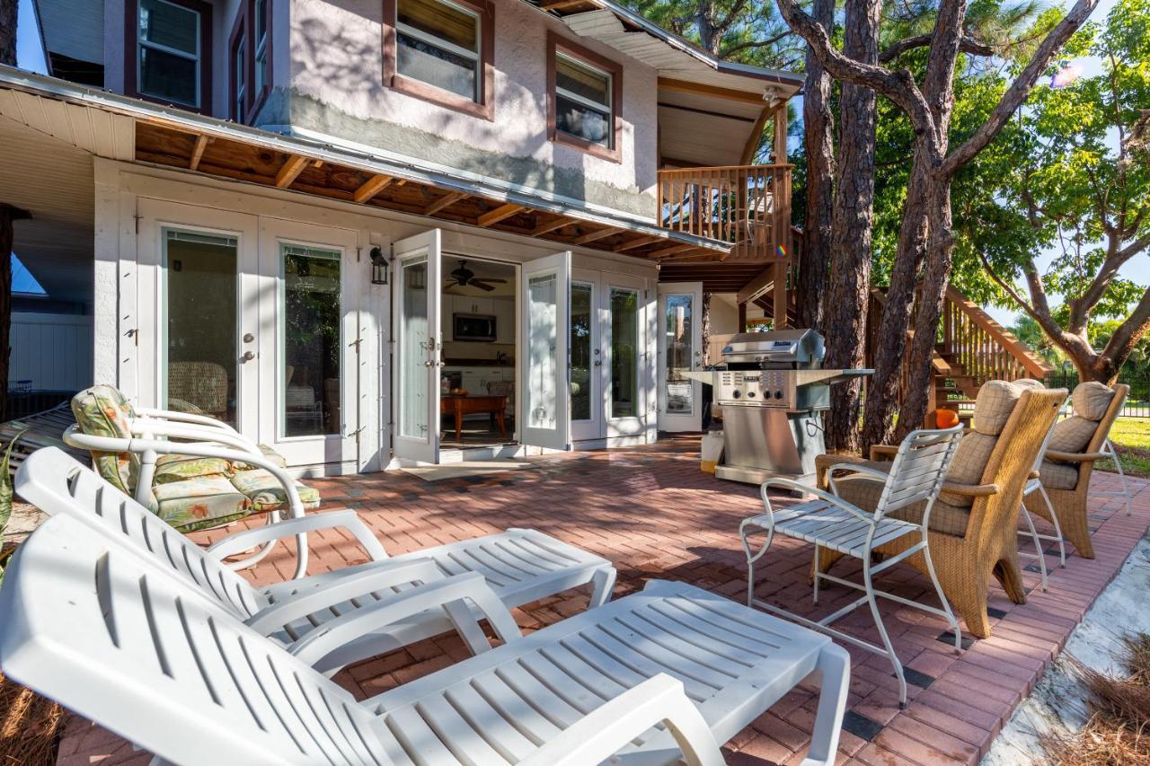 By Beach 4 - Gulf Breeze Holiday home