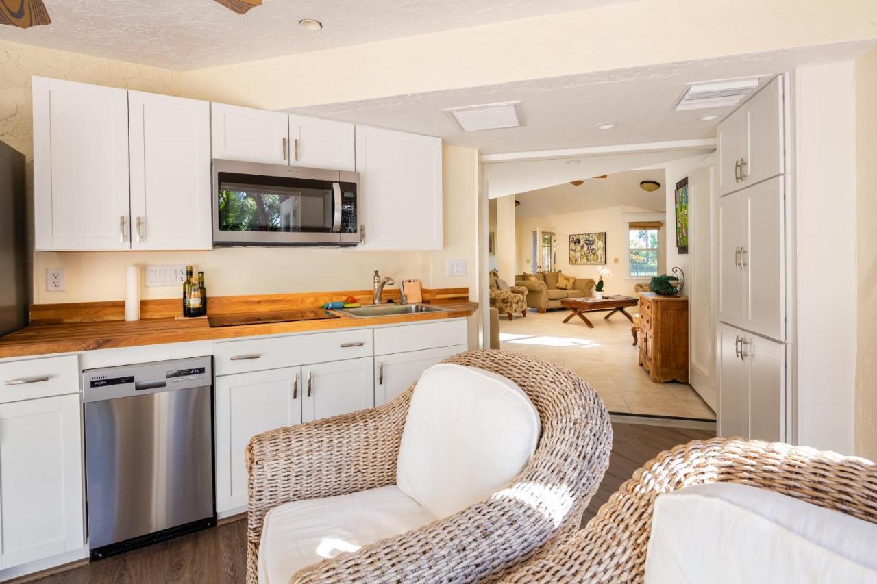 By Beach 4 - Gulf Breeze Holiday home