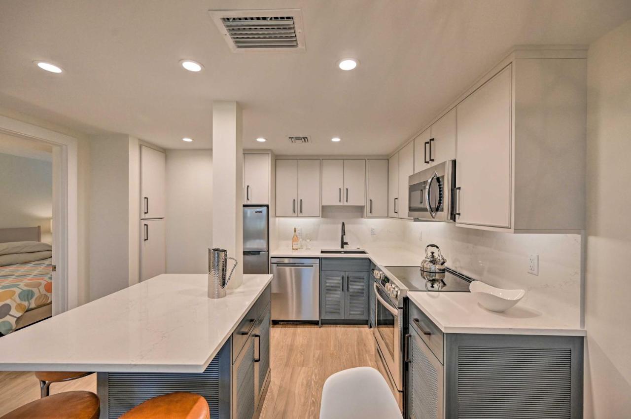 Luxe Escape Walk To And Downtown! Apartment Naples