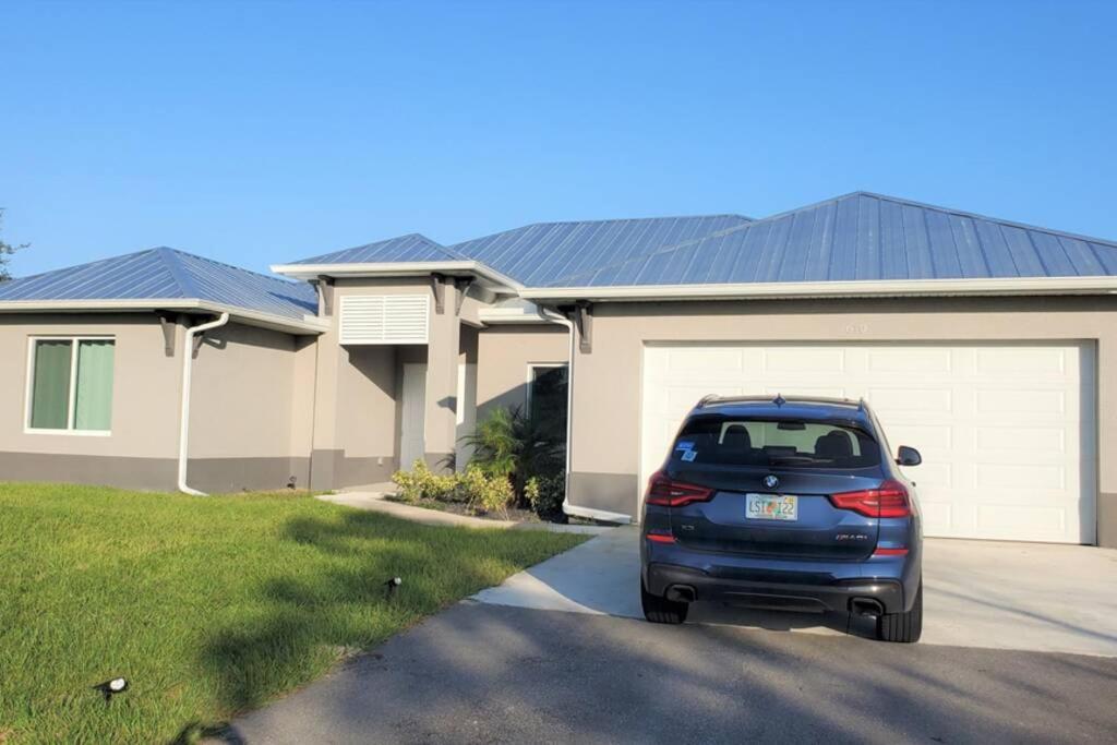 Exquisite 4 Beds With Heated Pool & Jacuzzi Villa Naples