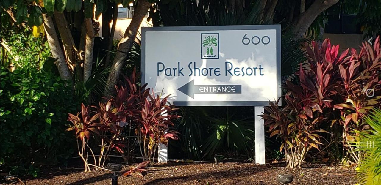 Parkshore * Naples