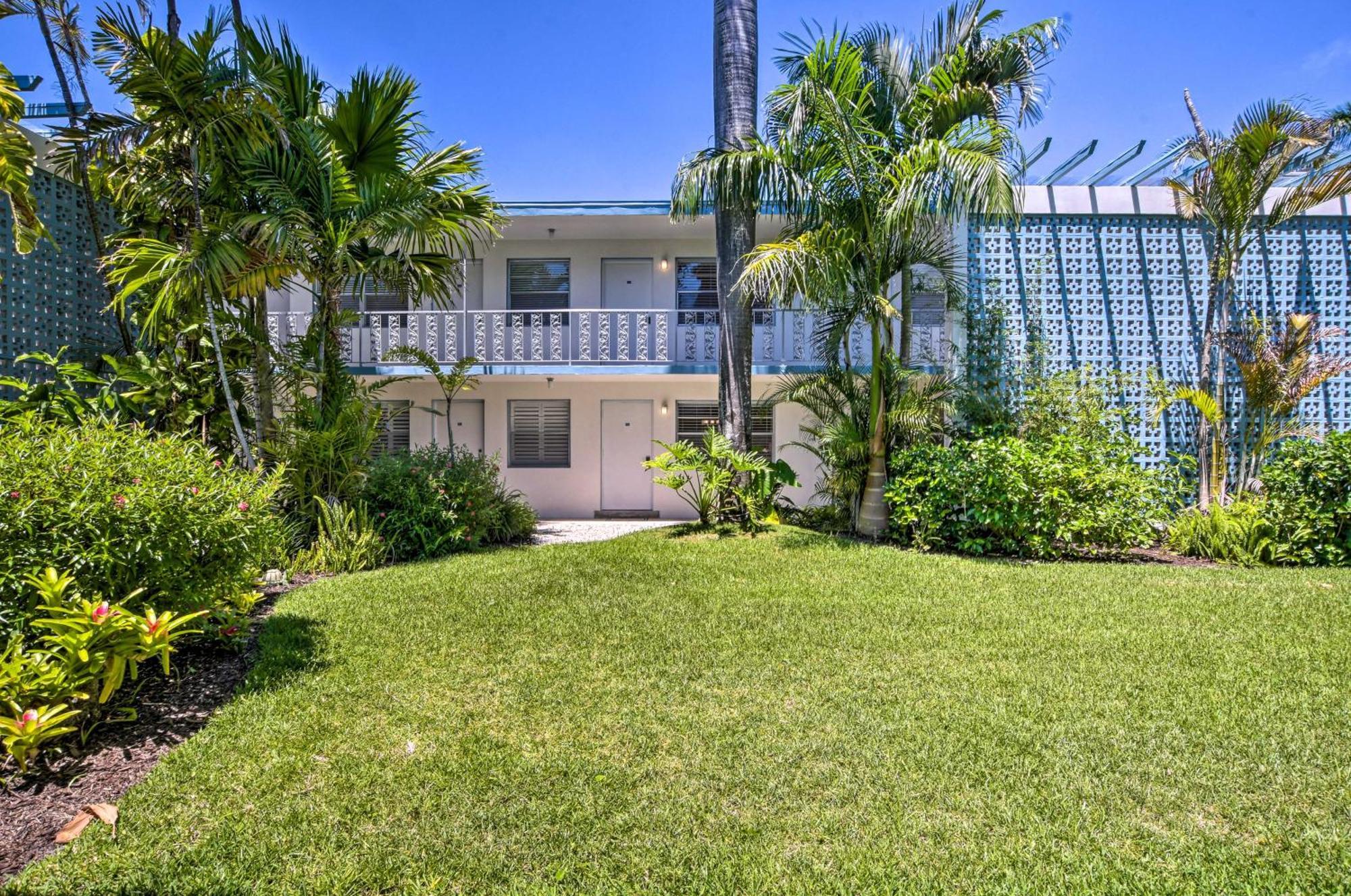 Luxe Escape Walk To And Downtown! * Naples