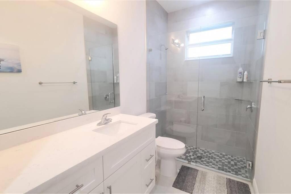 Exquisite 4 Beds With Heated Pool & Jacuzzi Villa Naples